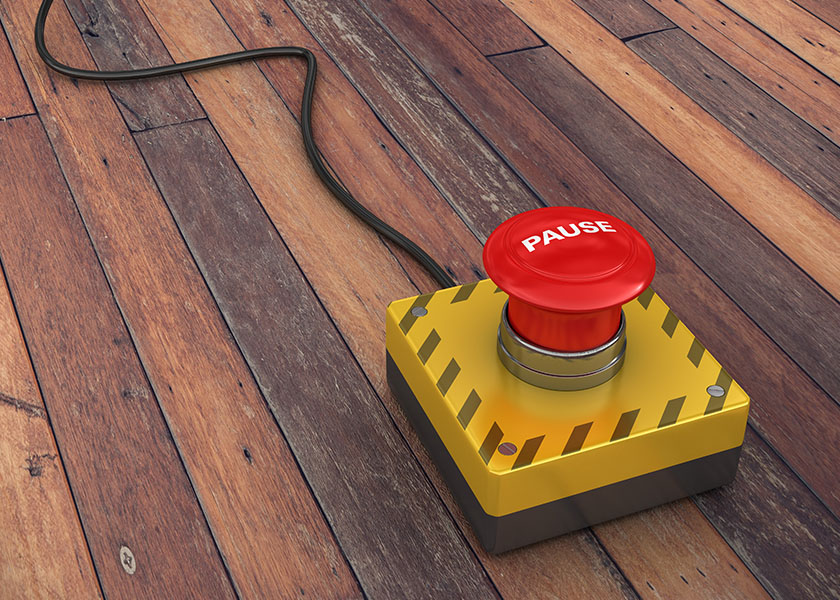 Stocks Pause on Geopolitical Risk, Fed